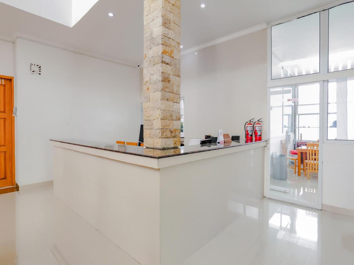 Oyo 3980 Lestari Residence Seminyak Esterno foto