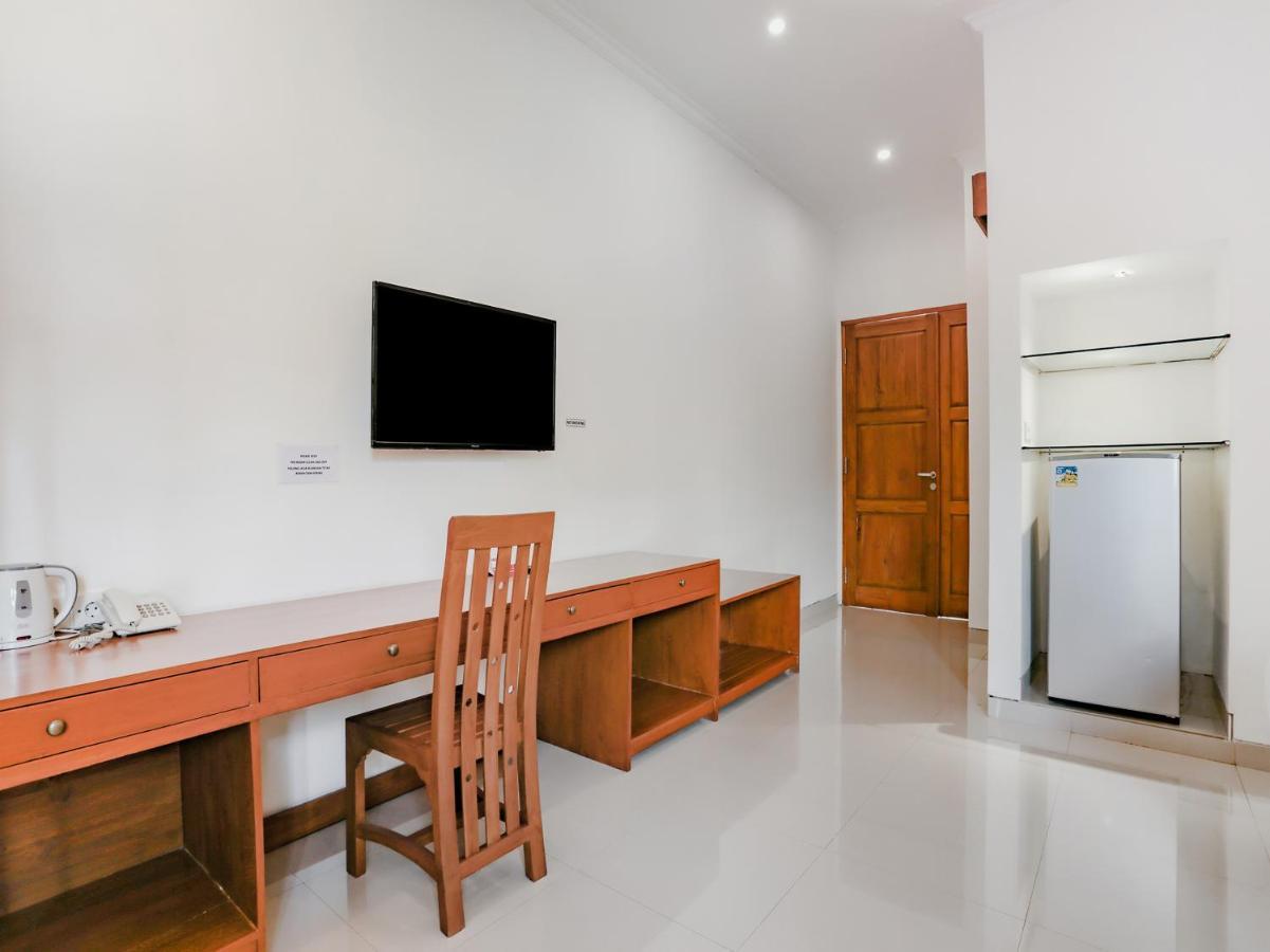 Oyo 3980 Lestari Residence Seminyak Esterno foto