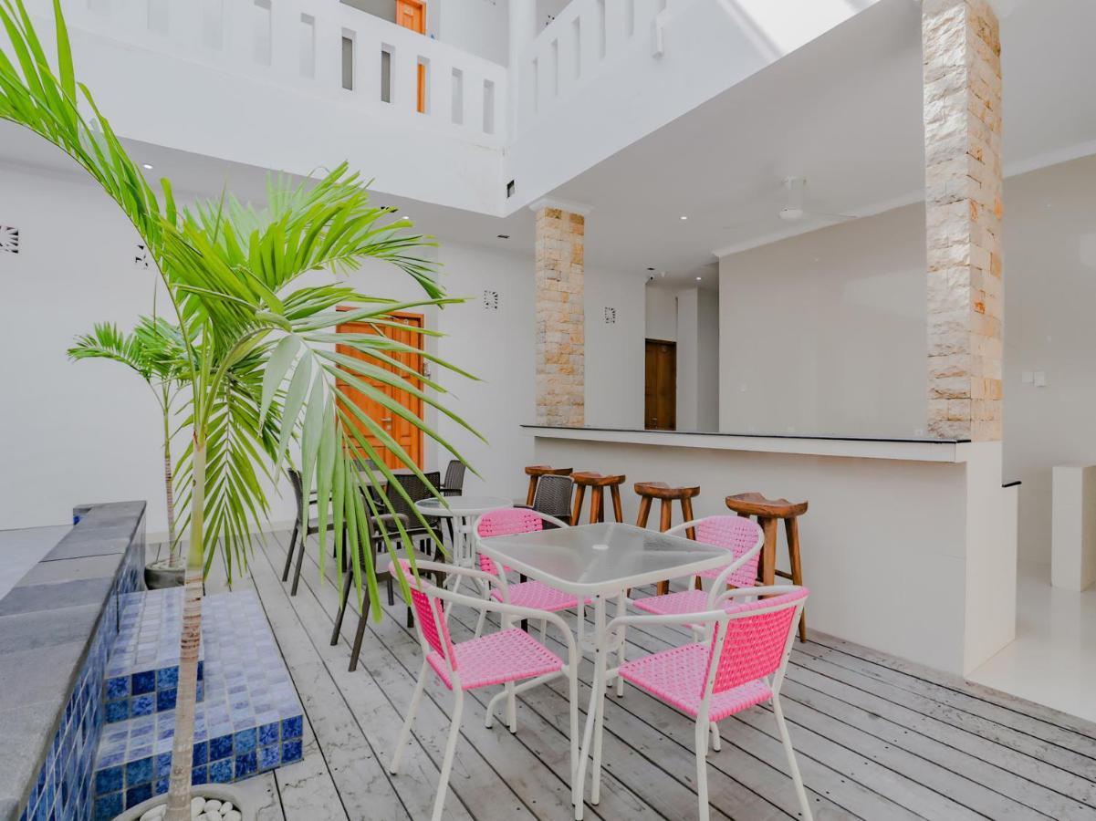 Oyo 3980 Lestari Residence Seminyak Esterno foto