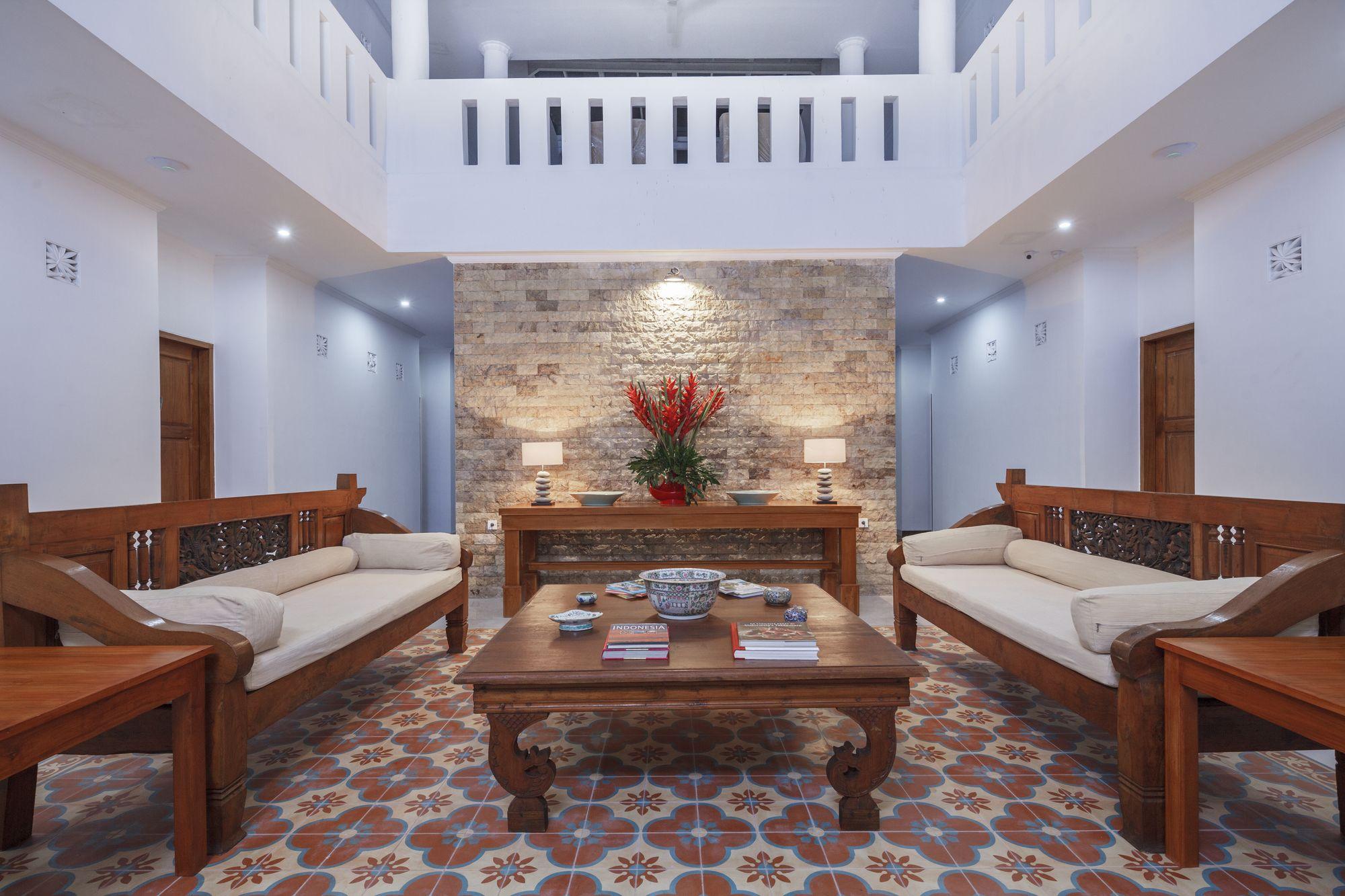 Oyo 3980 Lestari Residence Seminyak Esterno foto